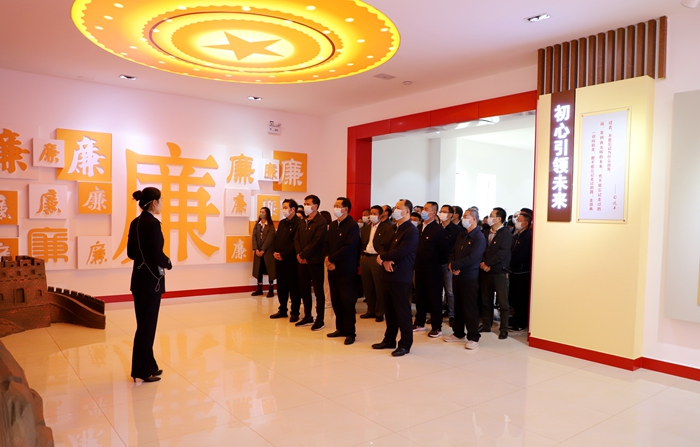我院组织党员领导干部到云南省反腐倡廉警示教育基地开展警示教育